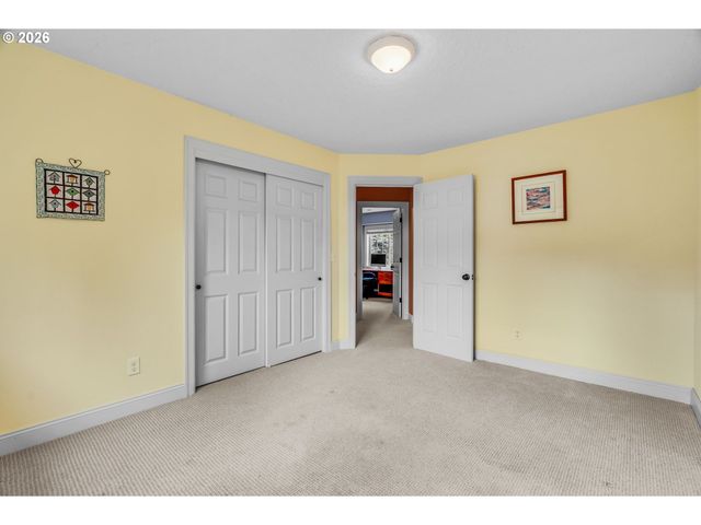 8056 Se 141ST Ave, Portland, OR 97236