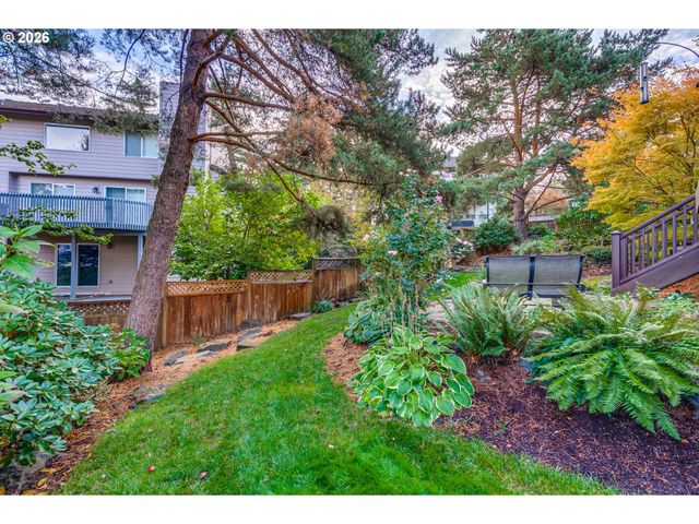 8056 Se 141ST Ave, Portland, OR 97236