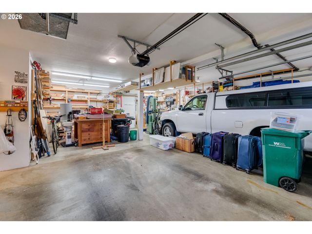 8056 Se 141ST Ave, Portland, OR 97236