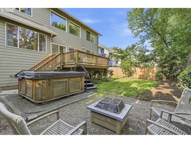 17132 Sw WOODHAVEN Dr, Sherwood, OR 97140