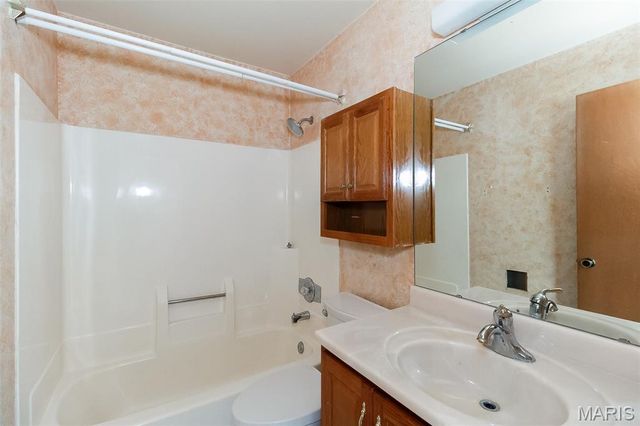 112 Dunham Court, Unincorporated, MO 63304
