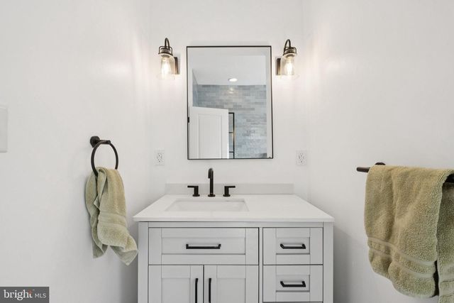 54 W HAINES ST, Philadelphia, PA 19144