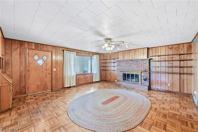 2325 North Road, Warren, OH 44483