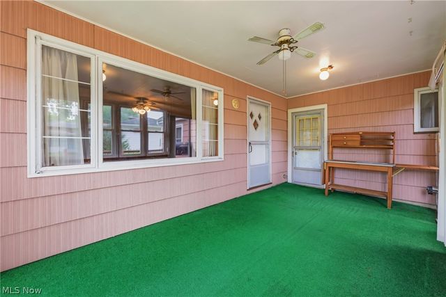 2325 North Road, Warren, OH 44483