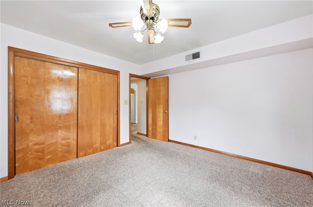 2325 North Road, Warren, OH 44483