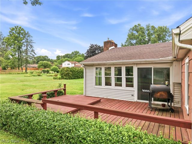 2325 North Road, Warren, OH 44483