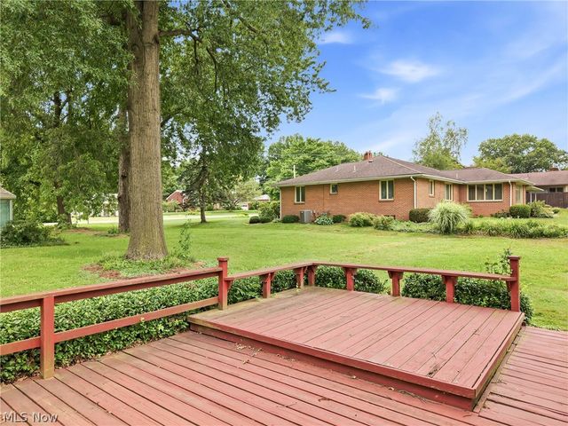 2325 North Road, Warren, OH 44483