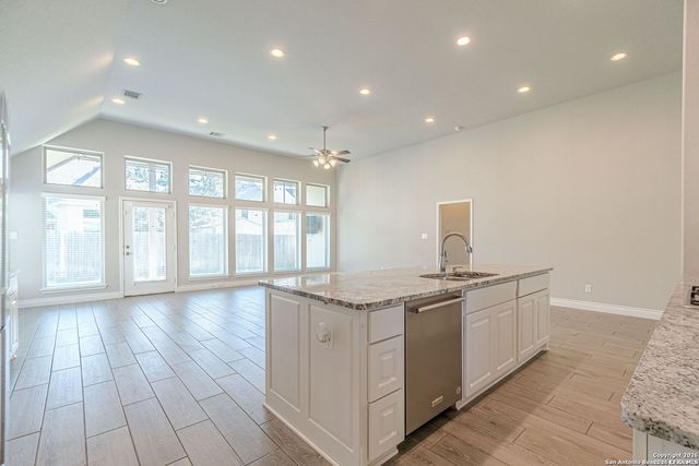 8826 Haystack Rd, San Antonio, TX 78254