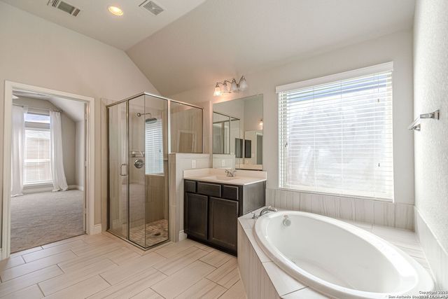 8826 Haystack Rd, San Antonio, TX 78254