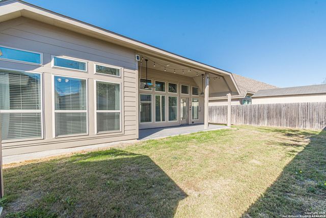 8826 Haystack Rd, San Antonio, TX 78254