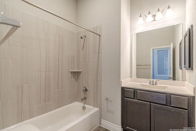 8826 Haystack Rd, San Antonio, TX 78254