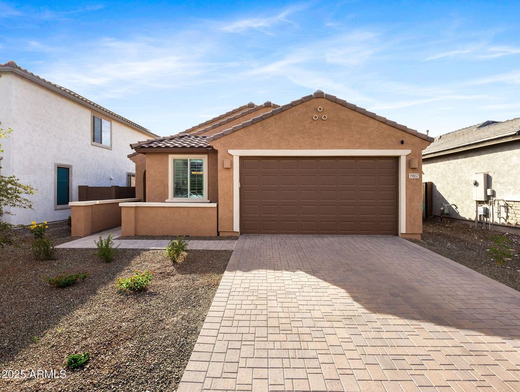 19857 W PALO VERDE Drive, Litchfield Park, AZ 85340 — exterior
