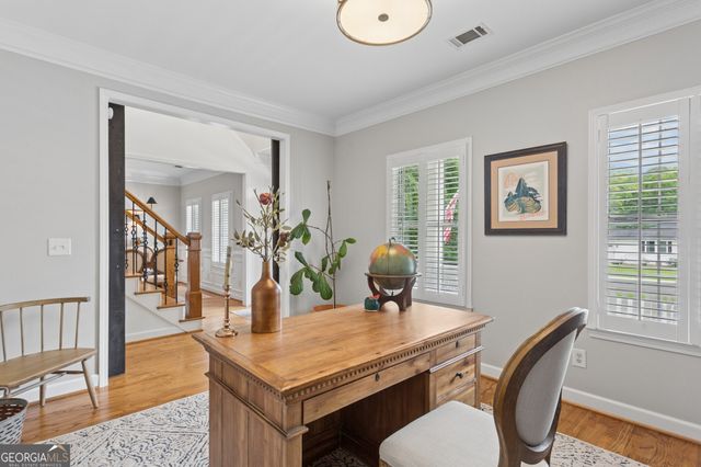 1875 La Dawn Lane NW, Atlanta, GA 30318