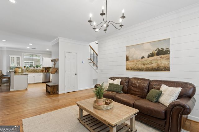 1875 La Dawn Lane NW, Atlanta, GA 30318