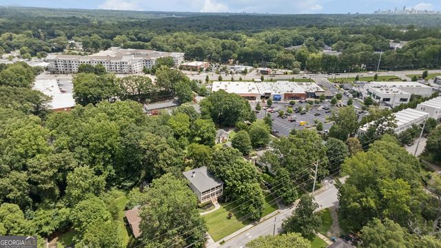 1875 La Dawn Lane NW, Atlanta, GA 30318