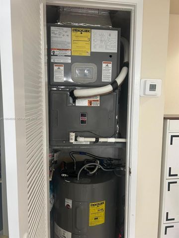 1700 NE 191st St 304, Miami, FL 33179