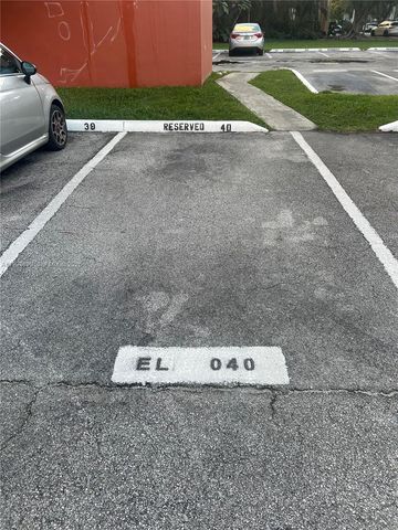 1700 NE 191st St 304, Miami, FL 33179