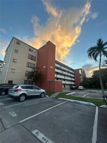 1700 NE 191st St 304, Miami, FL 33179