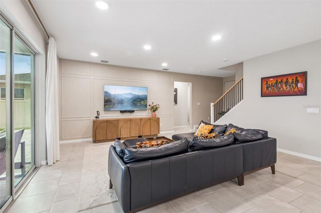 6076 WANDERING WILLOW DRIVE, Wesley Chapel, FL 33545