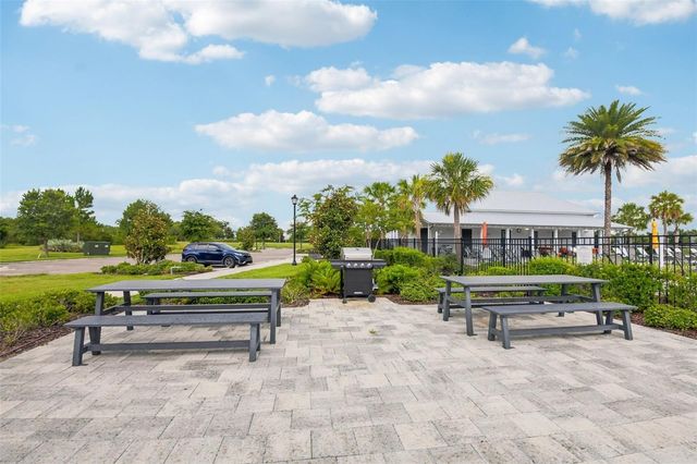 6076 WANDERING WILLOW DRIVE, Wesley Chapel, FL 33545