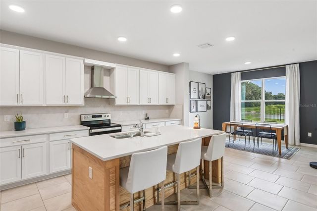6076 WANDERING WILLOW DRIVE, Wesley Chapel, FL 33545