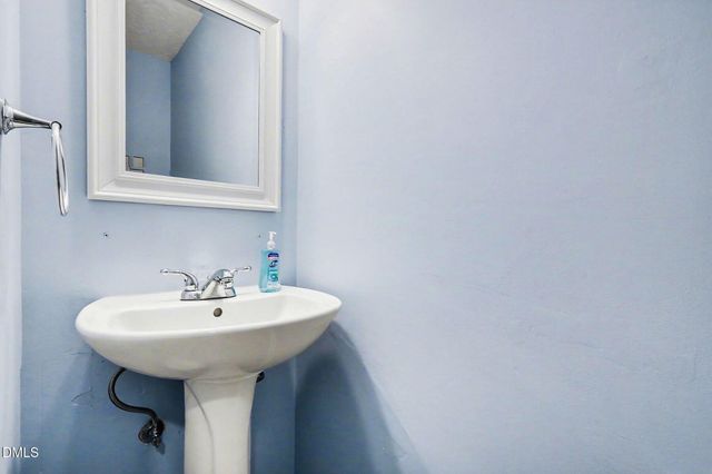 6407 New Market Way, Raleigh, NC 27615