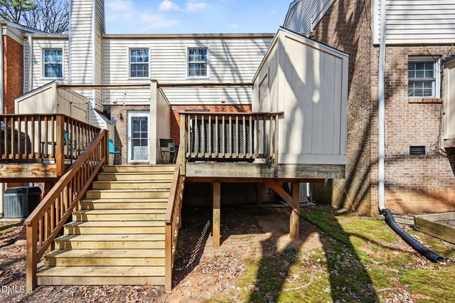 6407 New Market Way, Raleigh, NC 27615