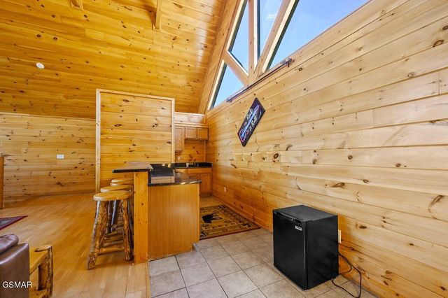 2839 Cedar Falls Way, Sevierville, TN 37862