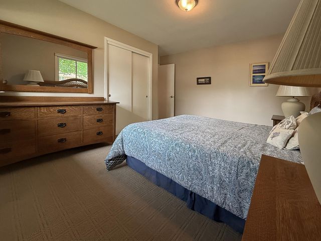 2145 Zealand Avenue N, Golden Valley, MN 55427