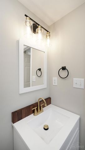 1104 Kottman Street, Cincinnati, OH 45214