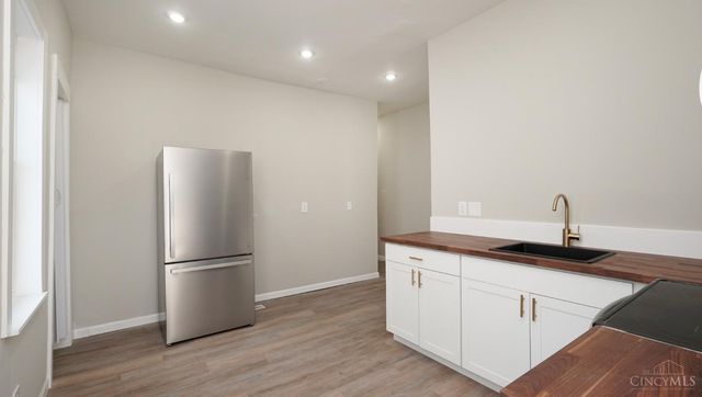 1104 Kottman Street, Cincinnati, OH 45214