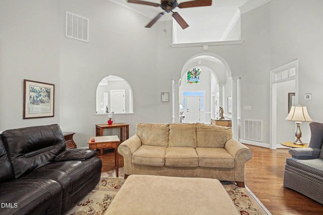 5337 Mckinney Court, Walkertown, NC 27051