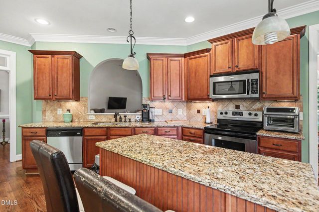 5337 Mckinney Court, Walkertown, NC 27051