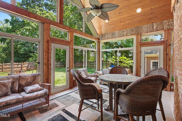 5337 Mckinney Court, Walkertown, NC 27051