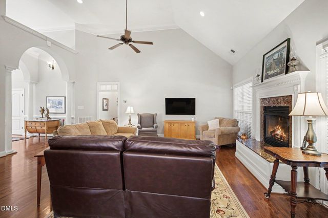 5337 Mckinney Court, Walkertown, NC 27051