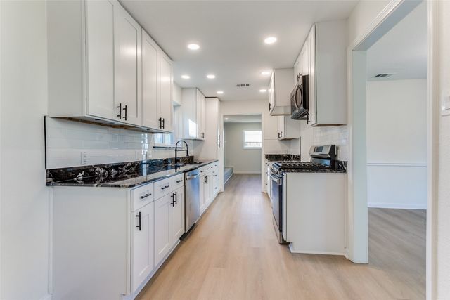 1424 Stagecoach Drive, Richardson, TX 75080