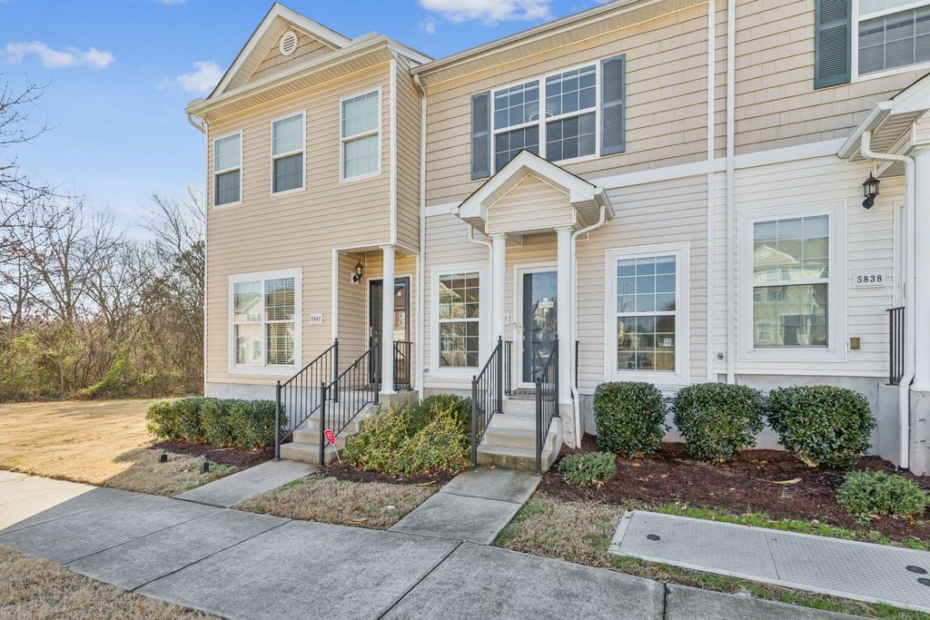 5840 Monroe Xing, Antioch, TN 37013