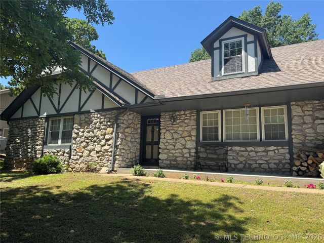 909 Bayshore Drive, Sand Springs, OK 74063