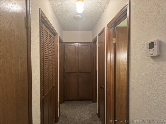 909 Bayshore Drive, Sand Springs, OK 74063