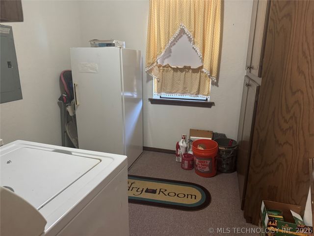 909 Bayshore Drive, Sand Springs, OK 74063