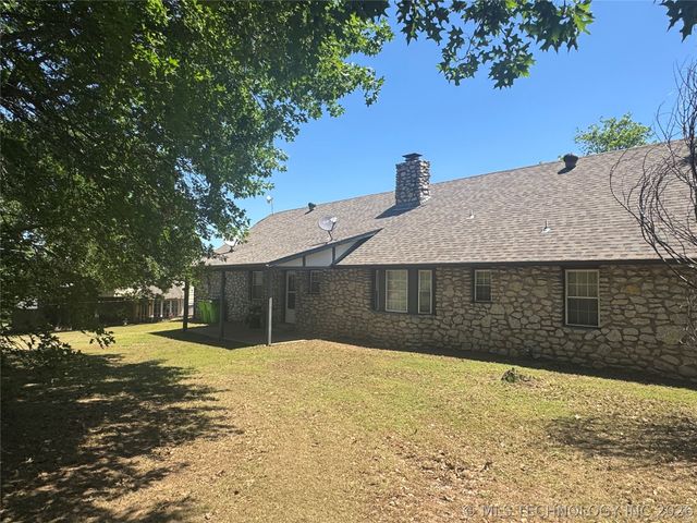 909 Bayshore Drive, Sand Springs, OK 74063
