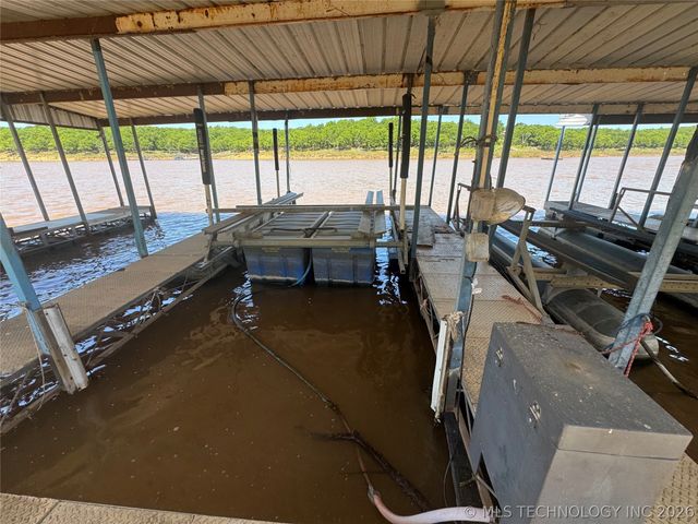 909 Bayshore Drive, Sand Springs, OK 74063