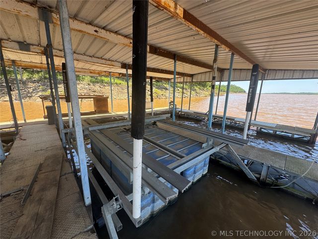 909 Bayshore Drive, Sand Springs, OK 74063