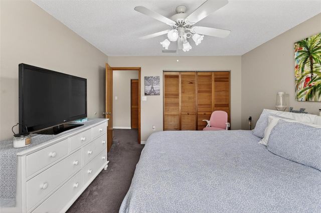 3612 PINE KNOT DRIVE 3612, Valrico, FL 33596