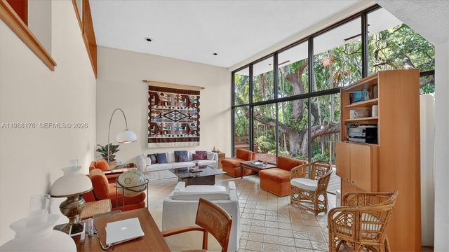 1753 Nocatee Drive, Miami, FL 33133