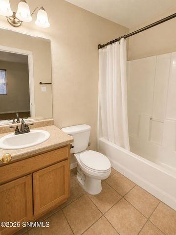 7533 Sierra Bella Place, Las Cruces, NM 88012