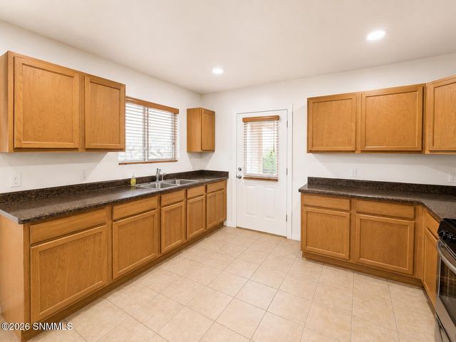 7533 Sierra Bella Place, Las Cruces, NM 88012