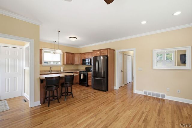 209 Newbridge Street, Camillus, NY 13031