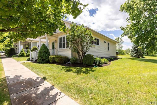 209 Newbridge Street, Camillus, NY 13031