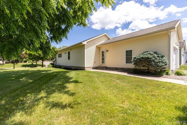 209 Newbridge Street, Camillus, NY 13031